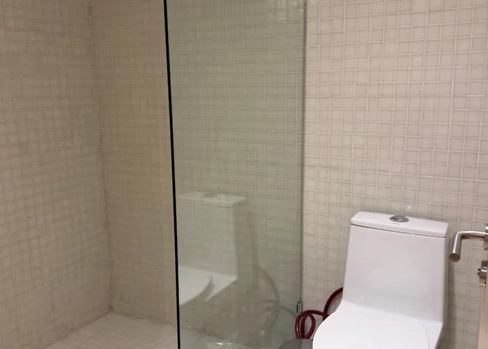 Praga 4 Cozy 1br Great Location Fast Wifi Apartamento