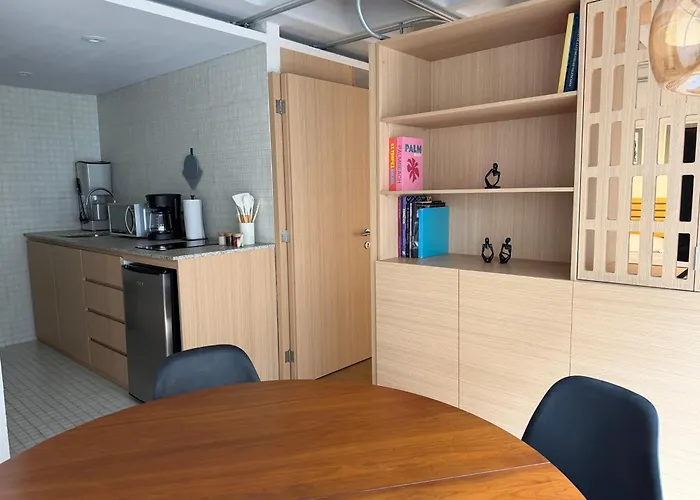 Apartamento Praga 4 Cozy 1br Great Location Fast Wifi
